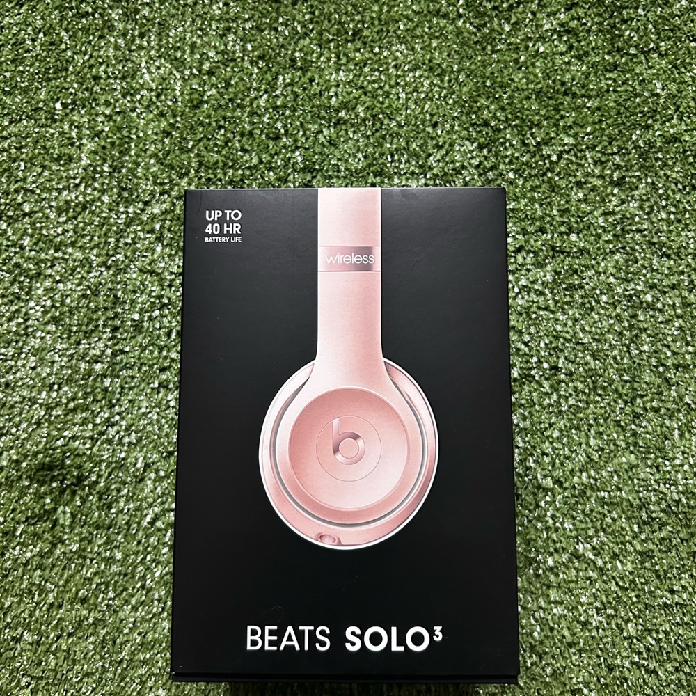 Solo3 Pink and Gold On-Ear Headphones with Sleek Design